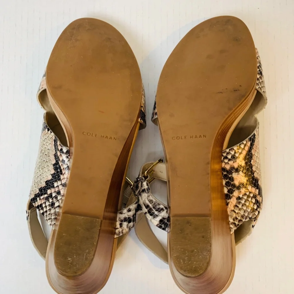 Cole Haan Philomena Grand Wedge Sandals 10.5B Snakeskin Print Leather 3